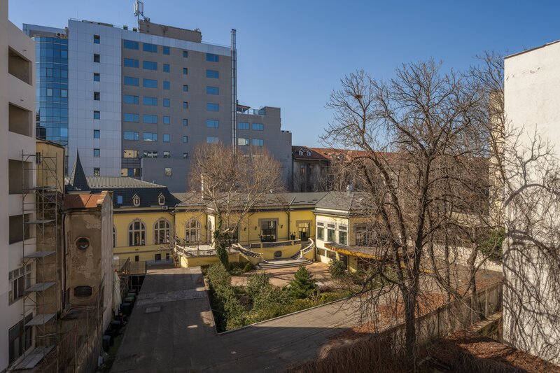 Calea Victoriei, Serban Voda, Sala Palatului