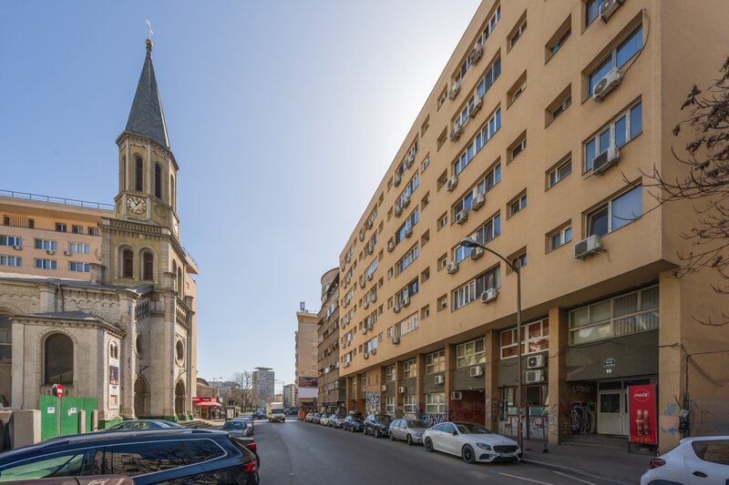 Calea Victoriei, Serban Voda, Sala Palatului